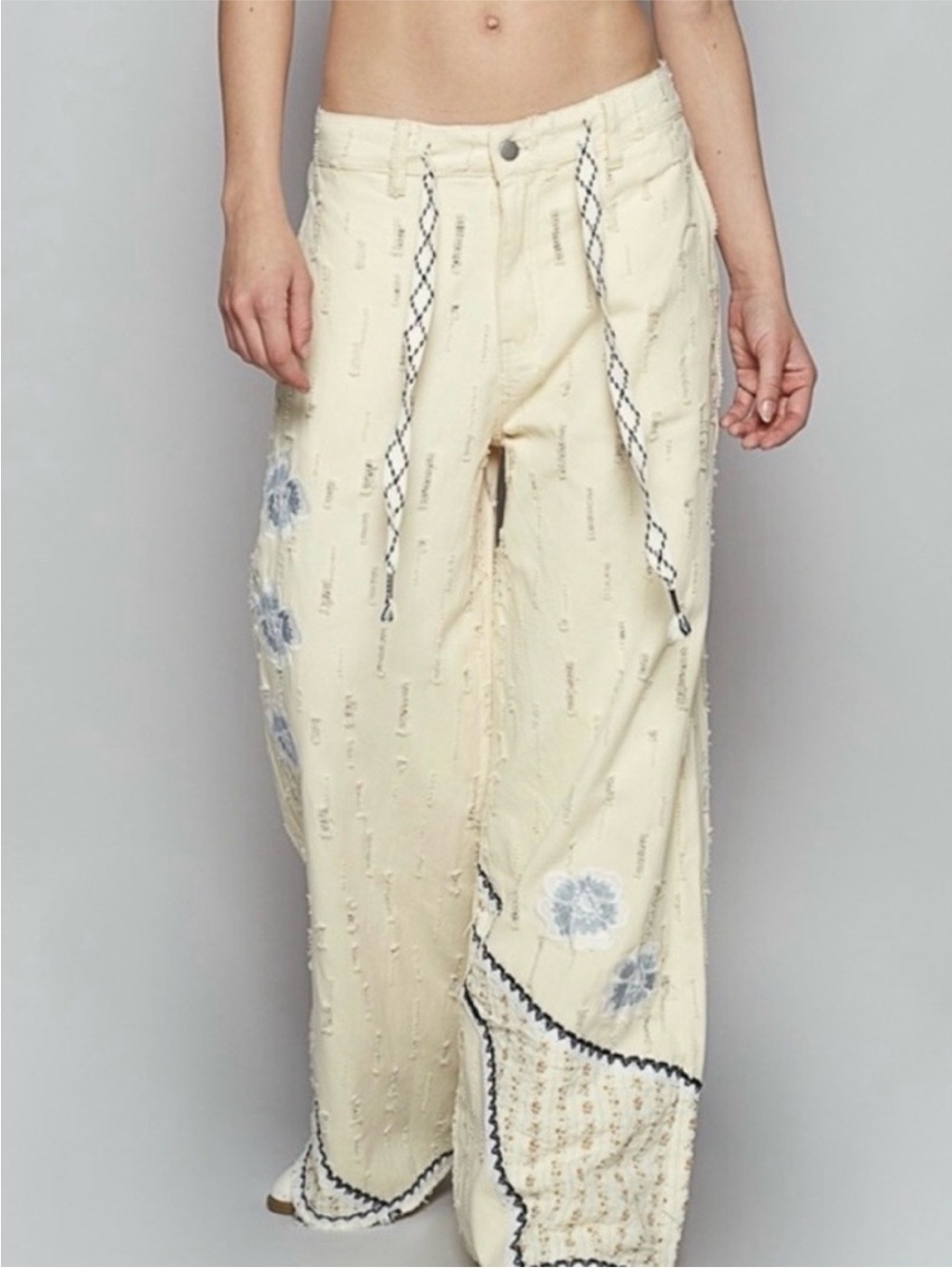 POL Cream Wide-Leg Embroidered Drawstring Pants